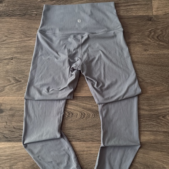 lululemon athletica Pants - Like new Lululemon Gray High-Waisted Leggings worn once ribbed size 6 new Lulu